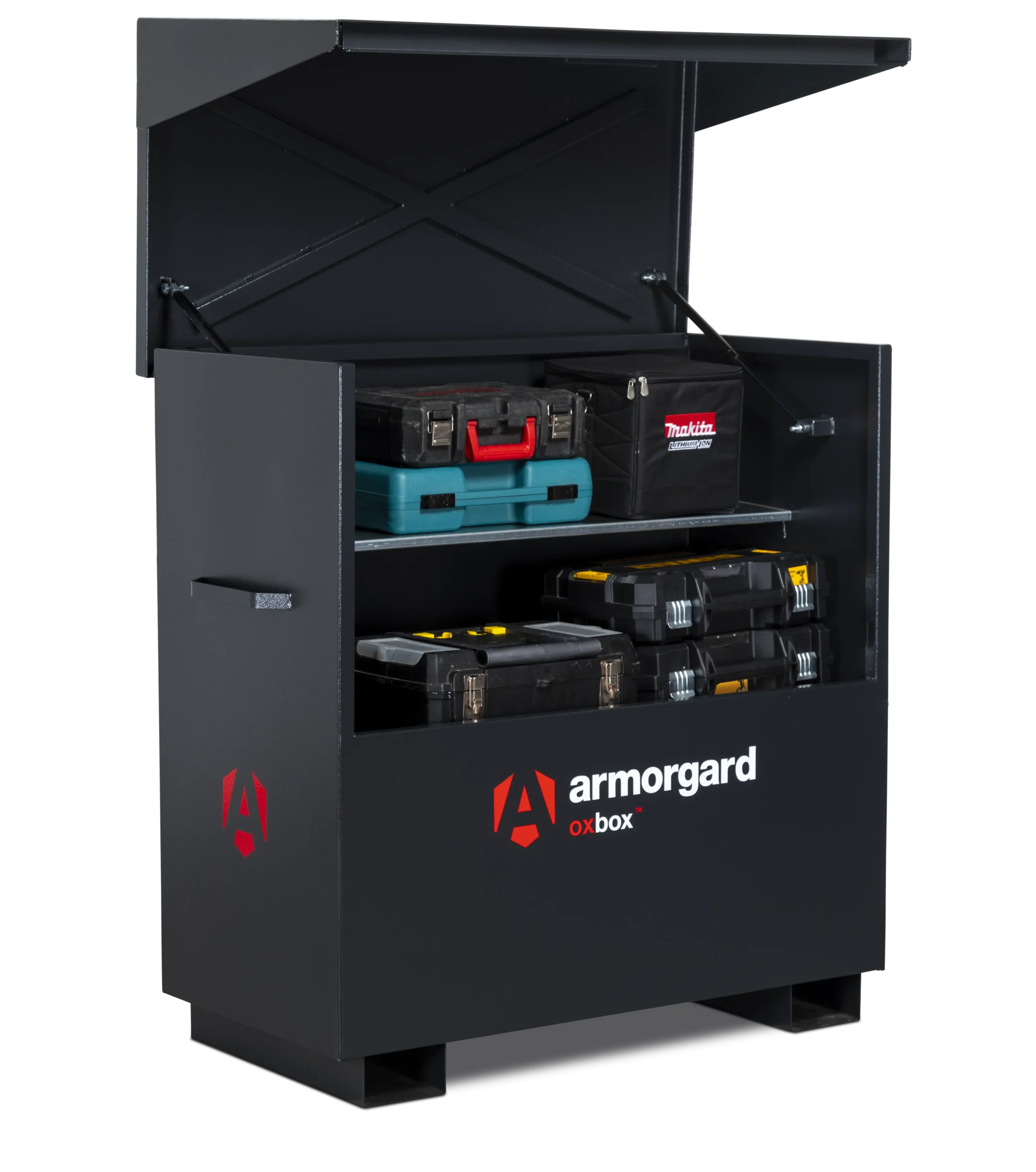 OX4 front left with props 1 scaled