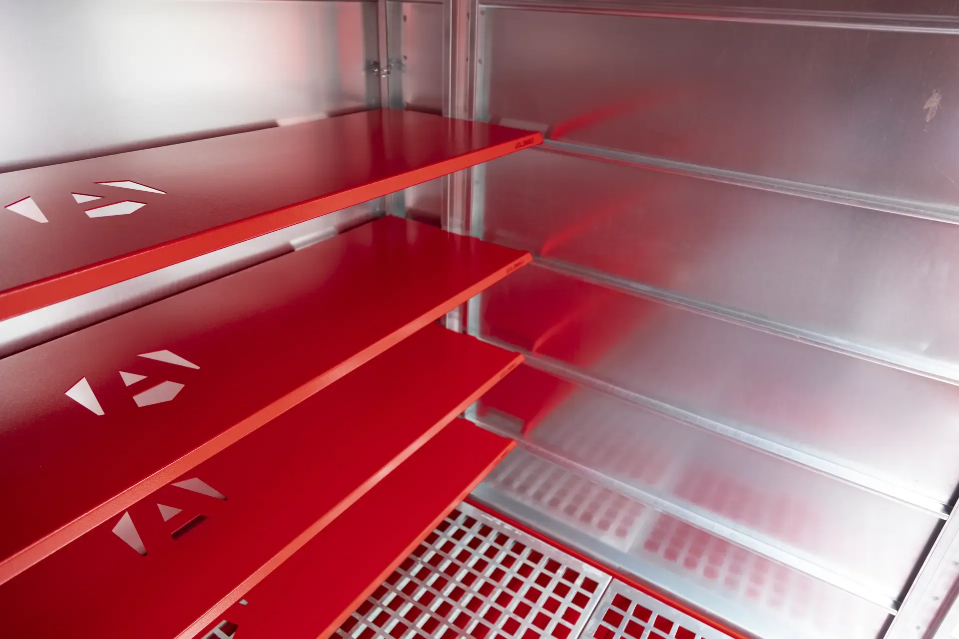 Armorgard FR200 C front left shelves empty