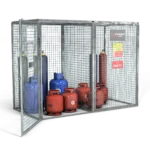 Armorgard GGC66 front left props 1