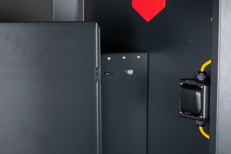 Armorgard SS2 close flap catch 2