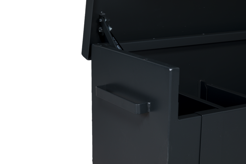 Armorgard SSV12 close handle