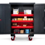 FC4 front doors open w props