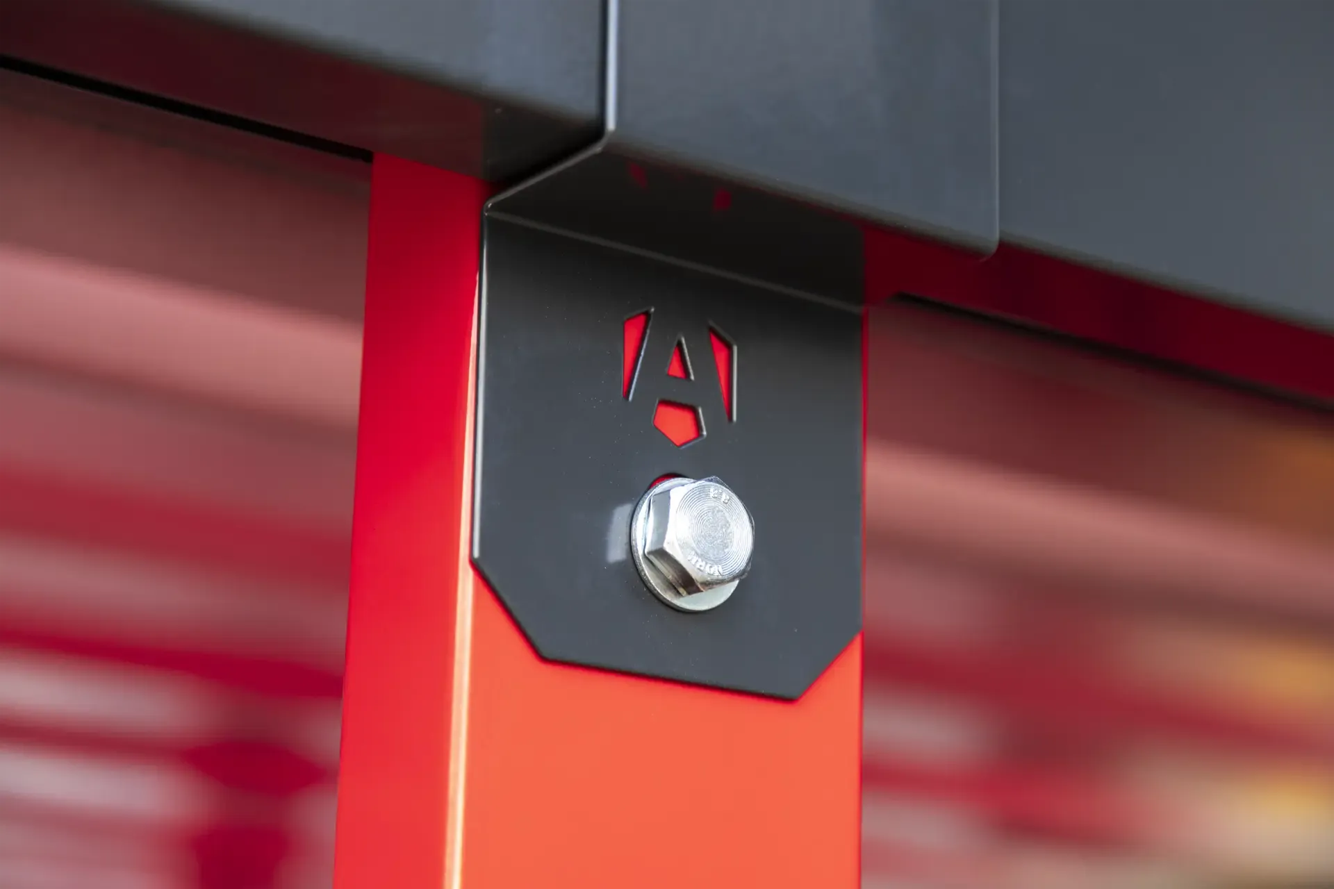 FR200 S close roof bracket