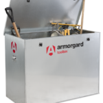 GB3 front left lid open props