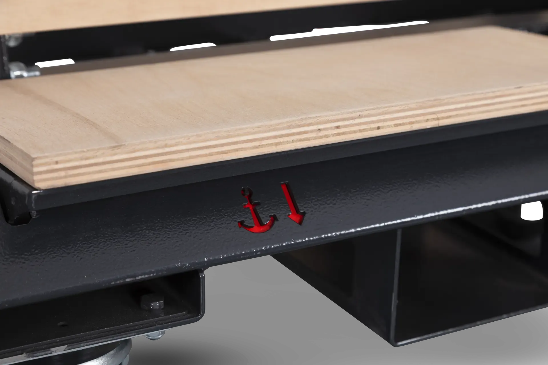 LA1500 PRO close anchor lashing tie point