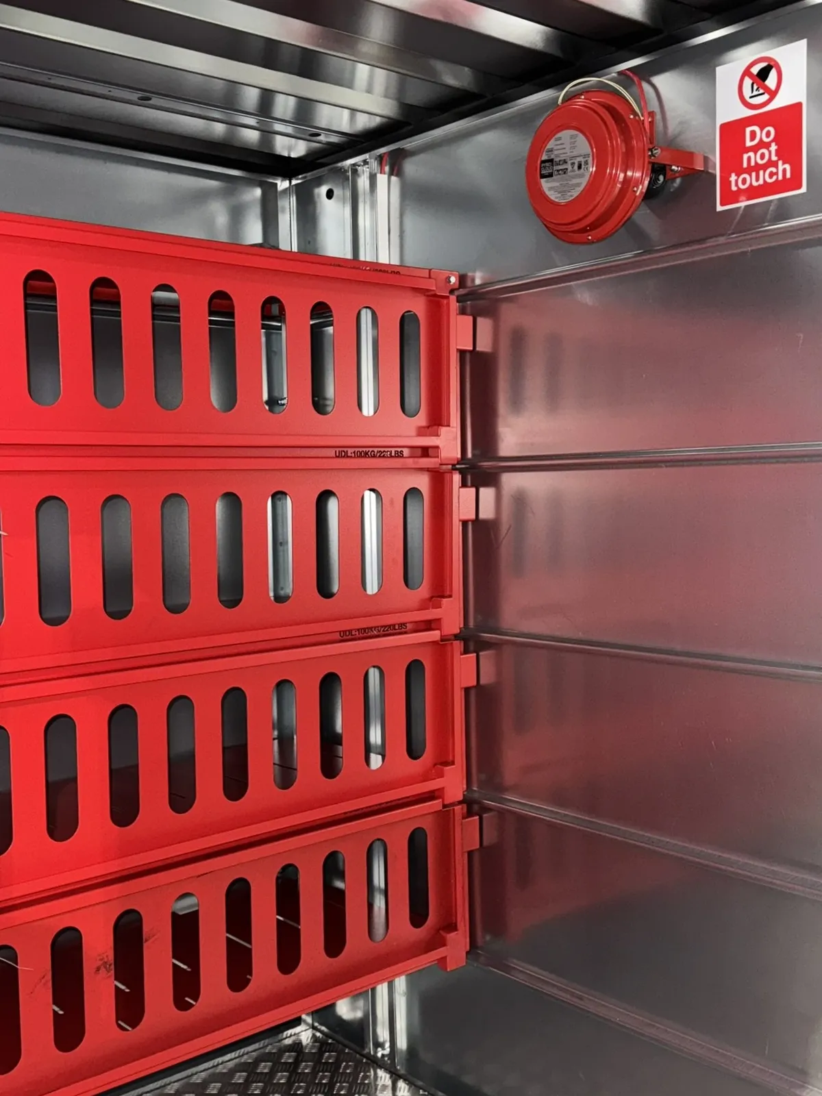 Lockable Shelves FRLS2