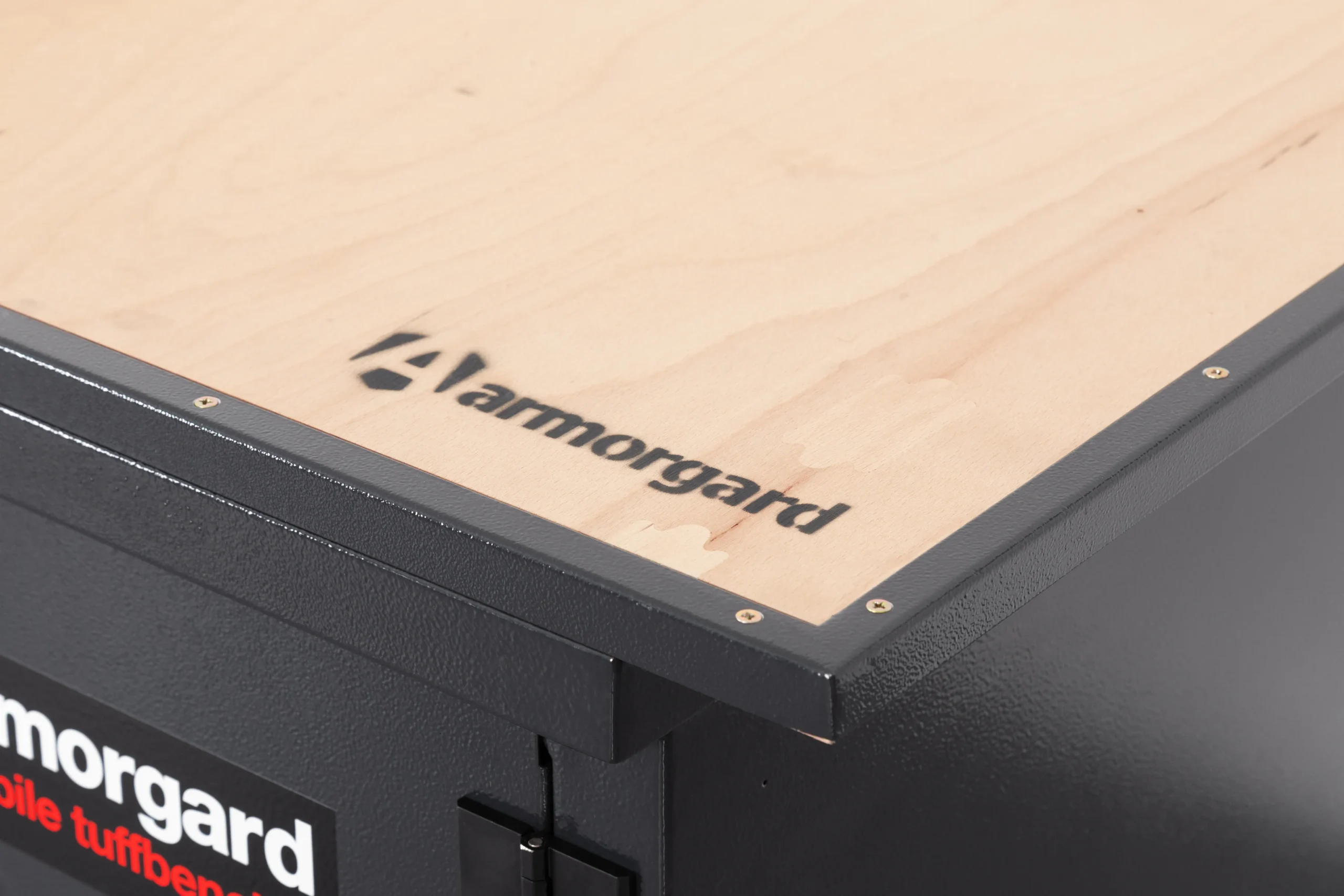 MBH12 Close Timber Worksurface Branded