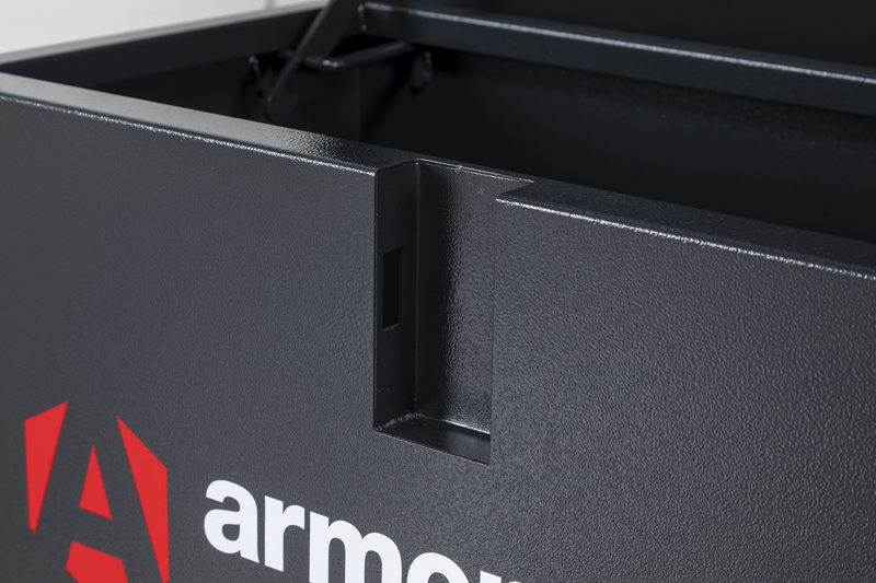 OX05 close lock recess