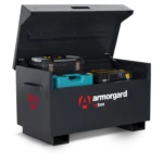 OX3 front left with props 1