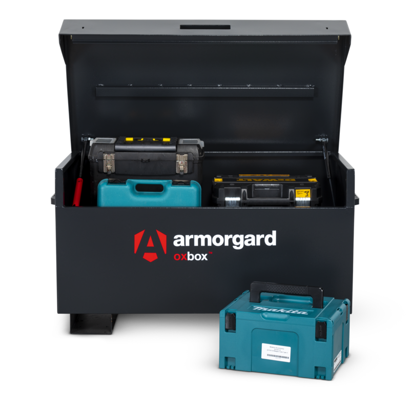 OX3 front lid open w props 1