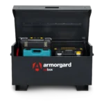 OX3 front lid open w props 2