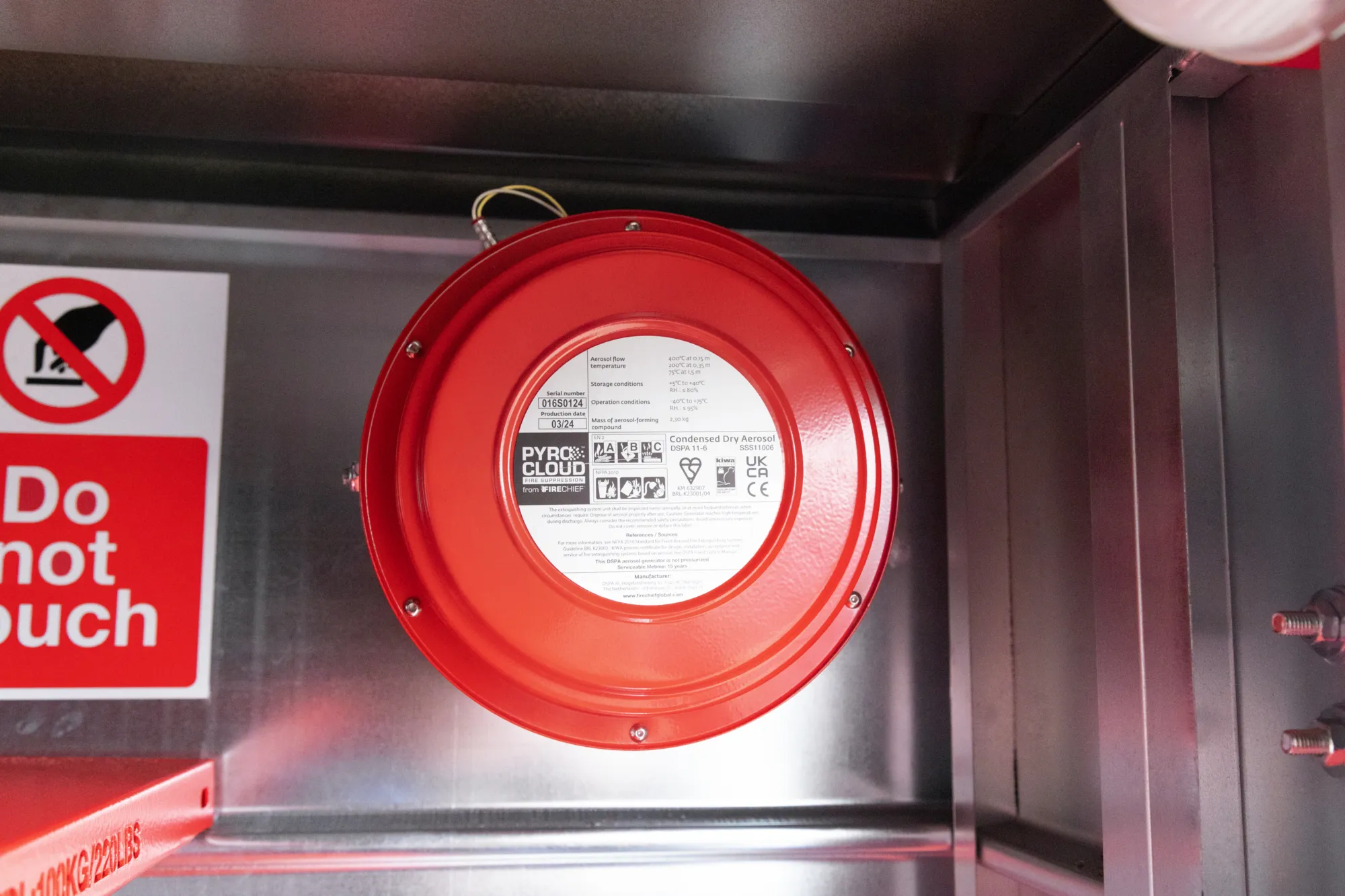 PWR1 Close Aerosol Fire Suppressant Signage