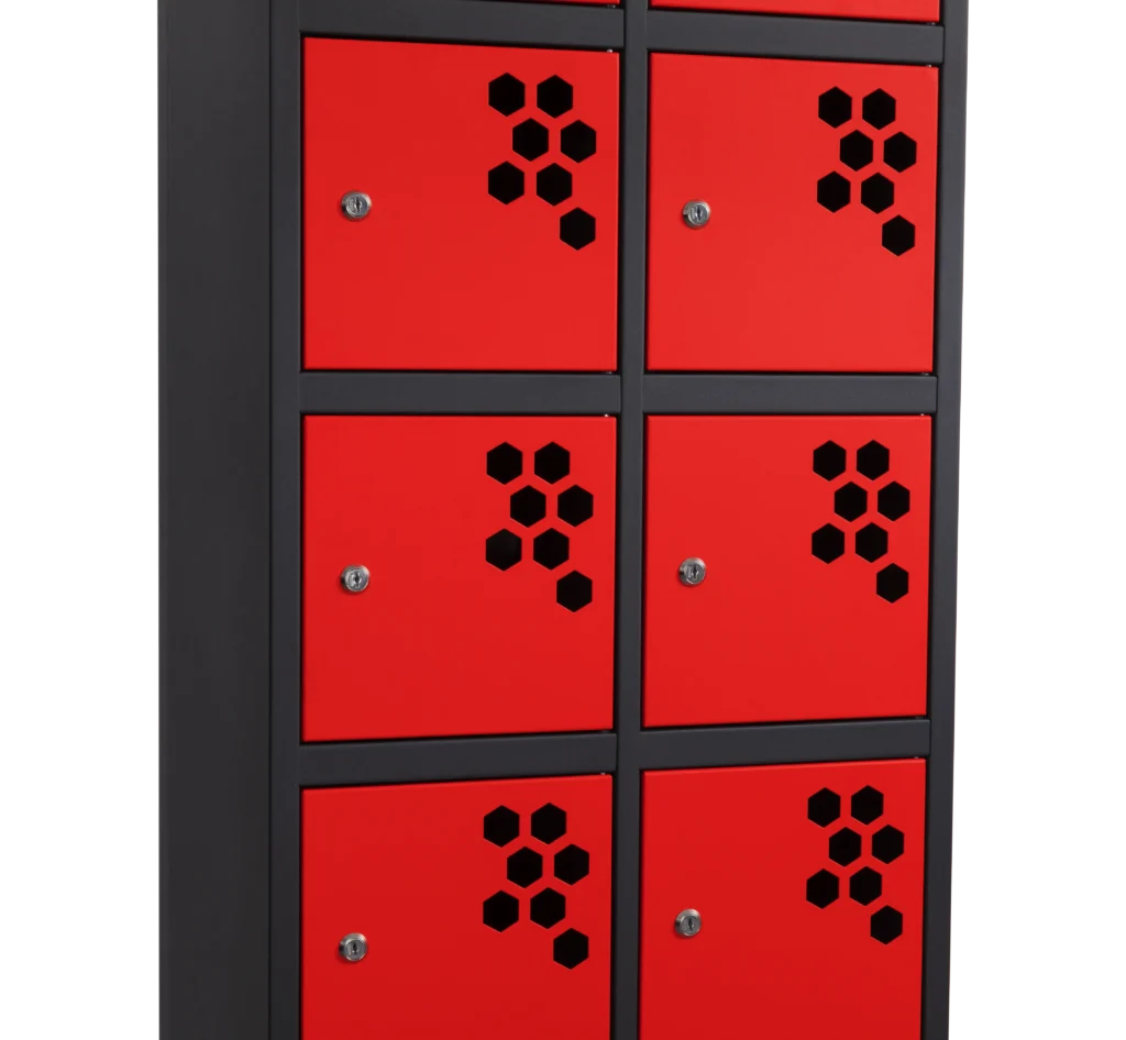 PWS12 Close Locker Doors Shut