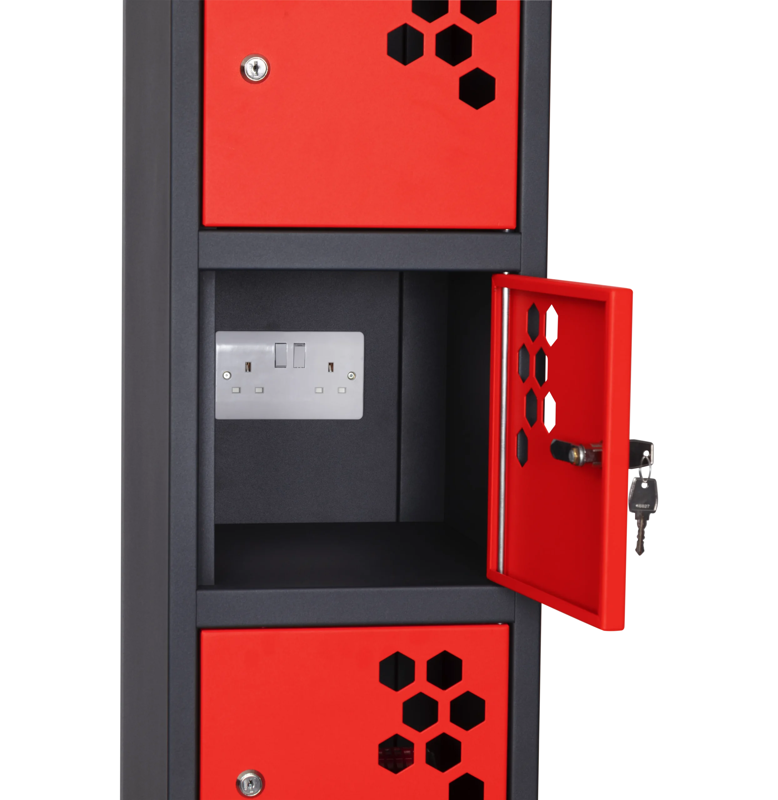 PWS6 Close Locker Doors Open