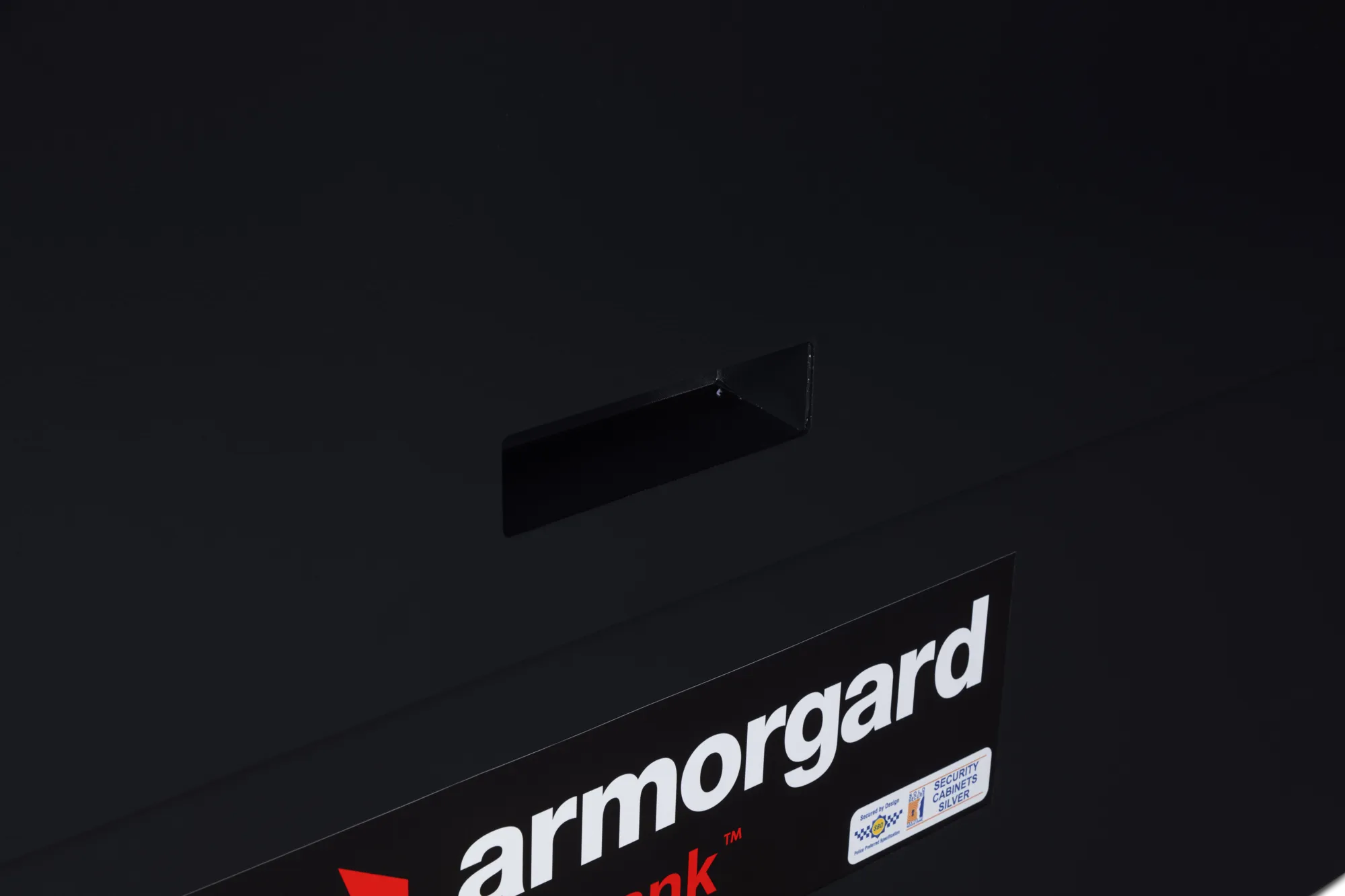 TBC5 Close Front Inset Handle