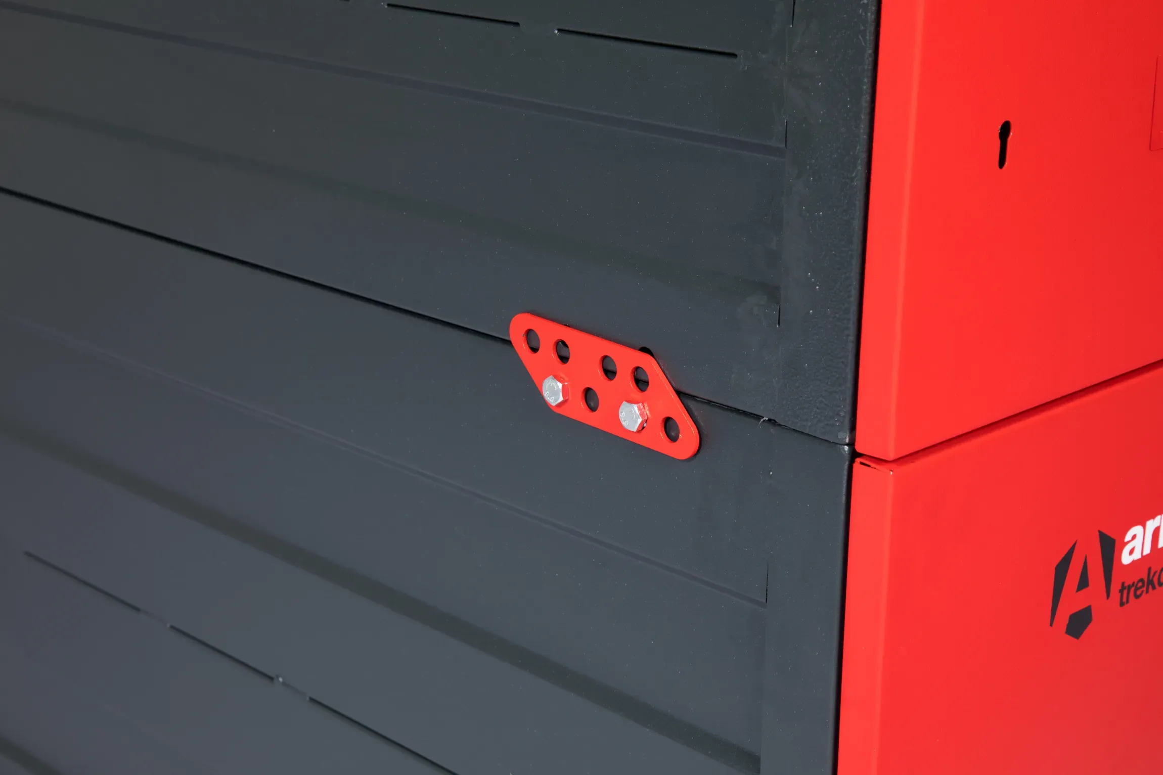 TKD3 Close Stacking Bracket