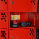 VH16 110 Close 110v Sockets In Locker Props
