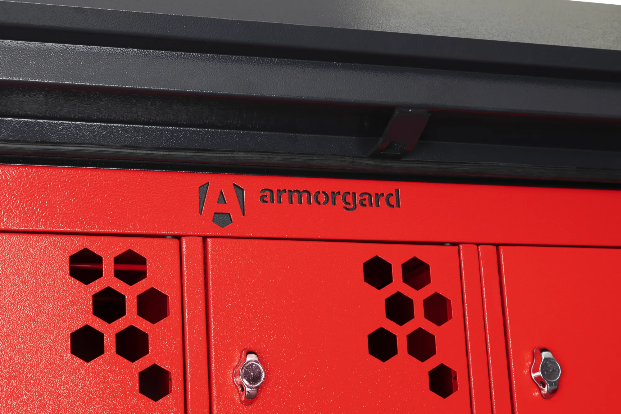 VH16 240 Close Branding Above Lockers