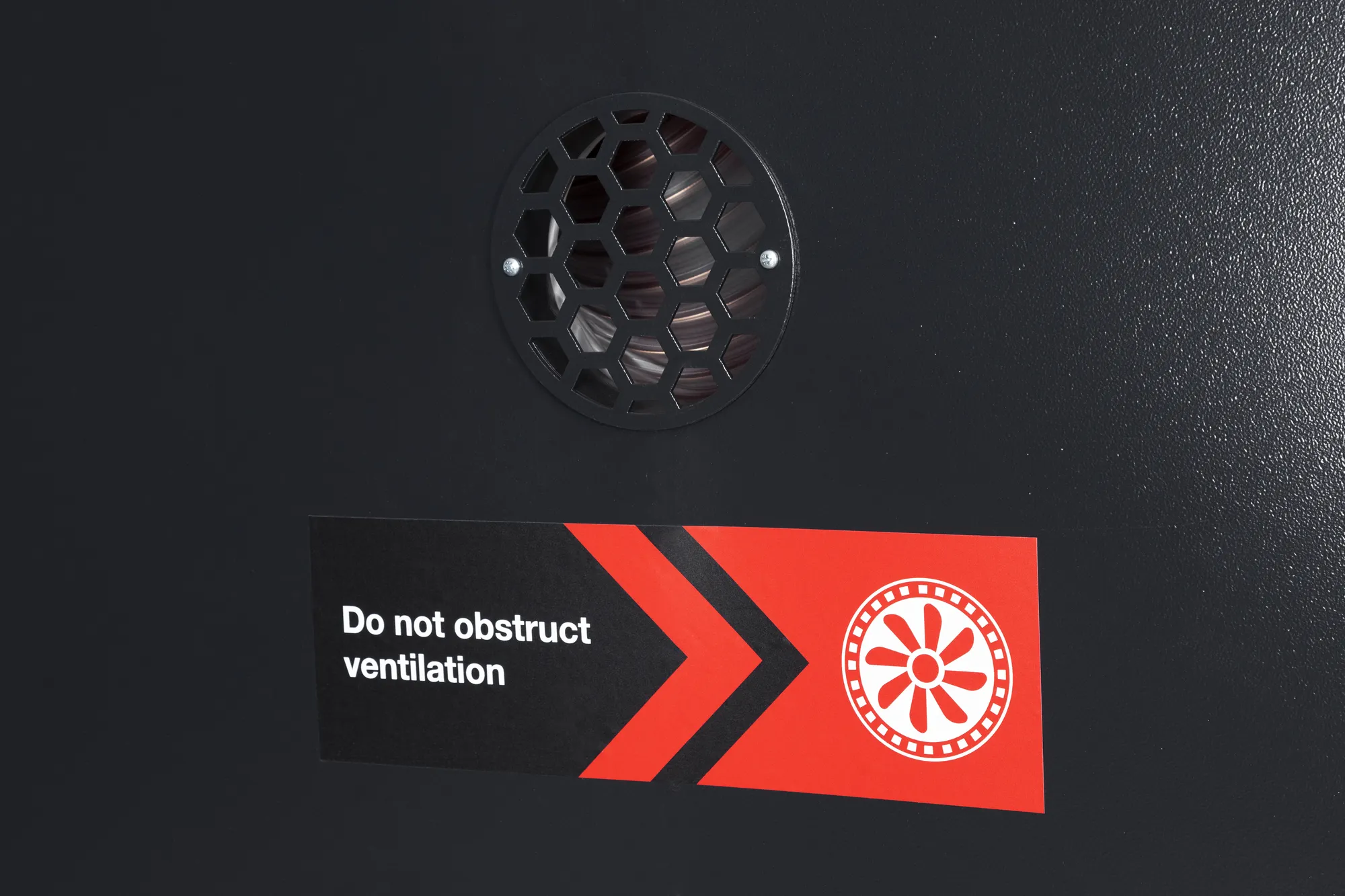 VH16 240 Close Rear Ventilation Signage