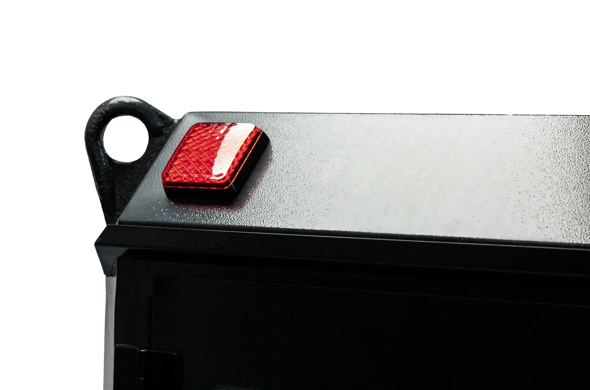 VH16 close warning beacon light 2