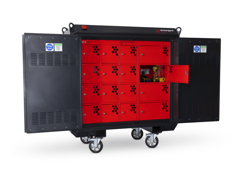 VH16 front left locker open props